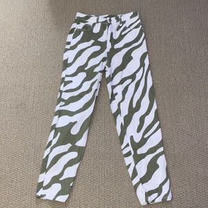 shein green zebra print pants